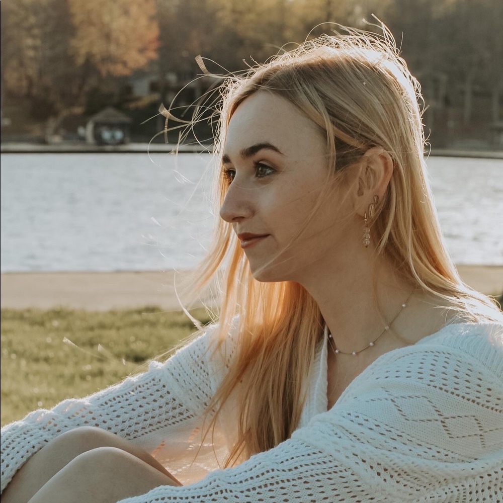 Meet your Posher, Maddy